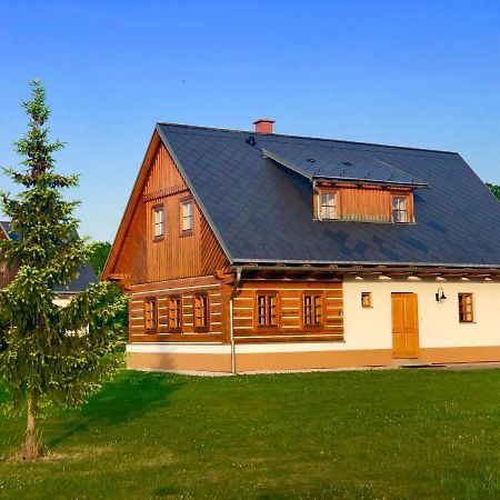 Roubenka Adel Villa Vrchlabí Buitenkant foto