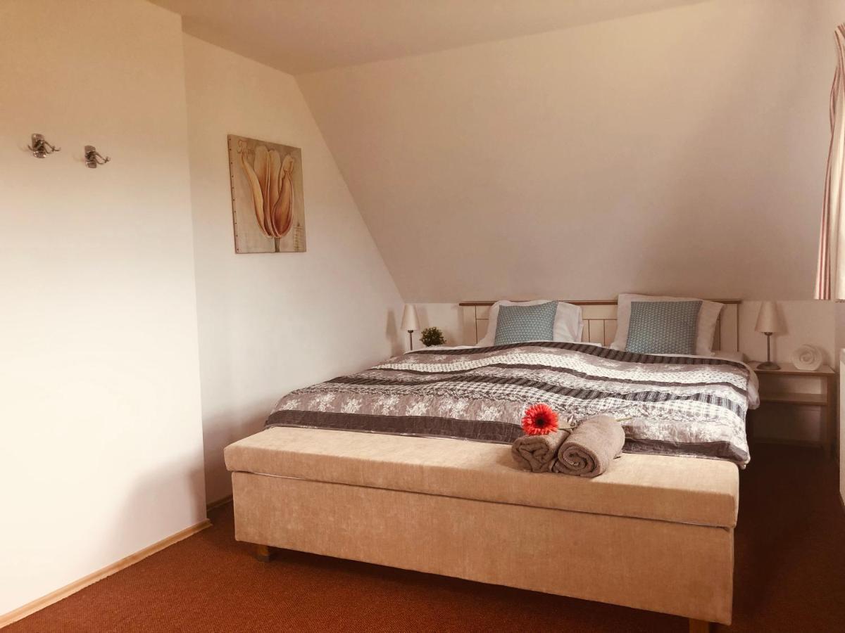 Roubenka Adel Villa Vrchlabí Buitenkant foto