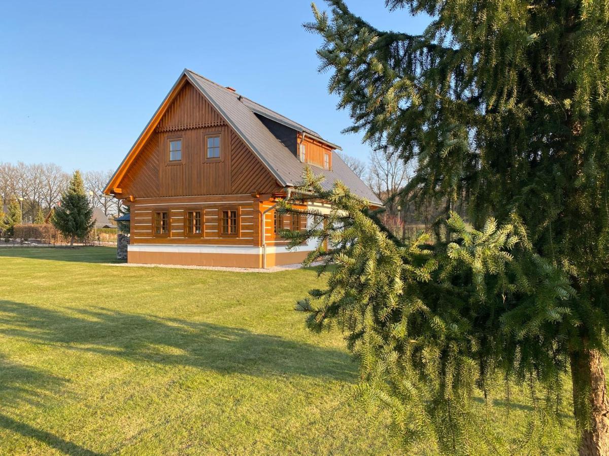 Roubenka Adel Villa Vrchlabí Buitenkant foto